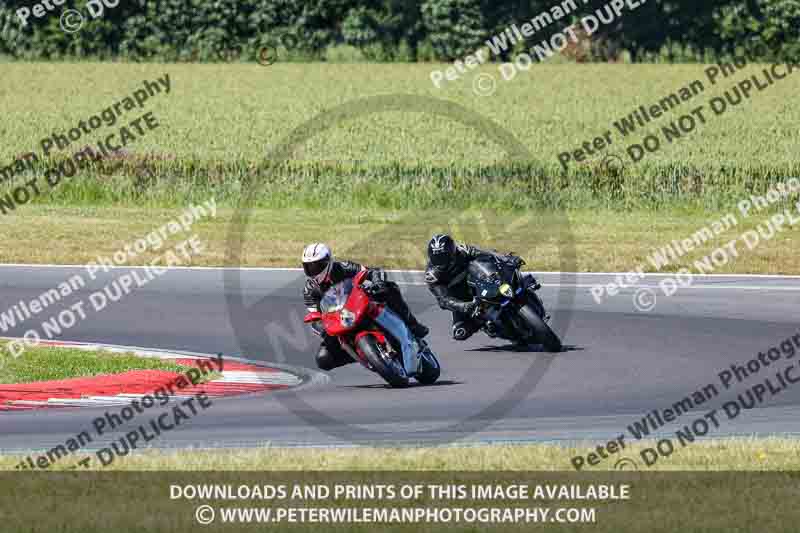 enduro digital images;event digital images;eventdigitalimages;no limits trackdays;peter wileman photography;racing digital images;snetterton;snetterton no limits trackday;snetterton photographs;snetterton trackday photographs;trackday digital images;trackday photos